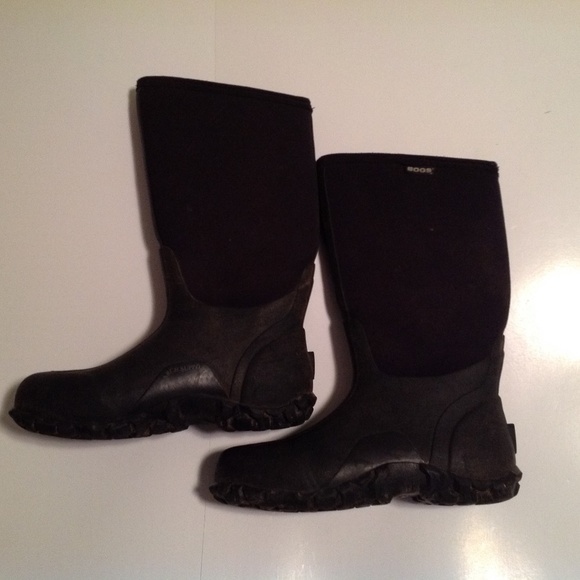 Bogs Men's Size 9 Classic Ultra Mid Insulated - Picture 1 of 8